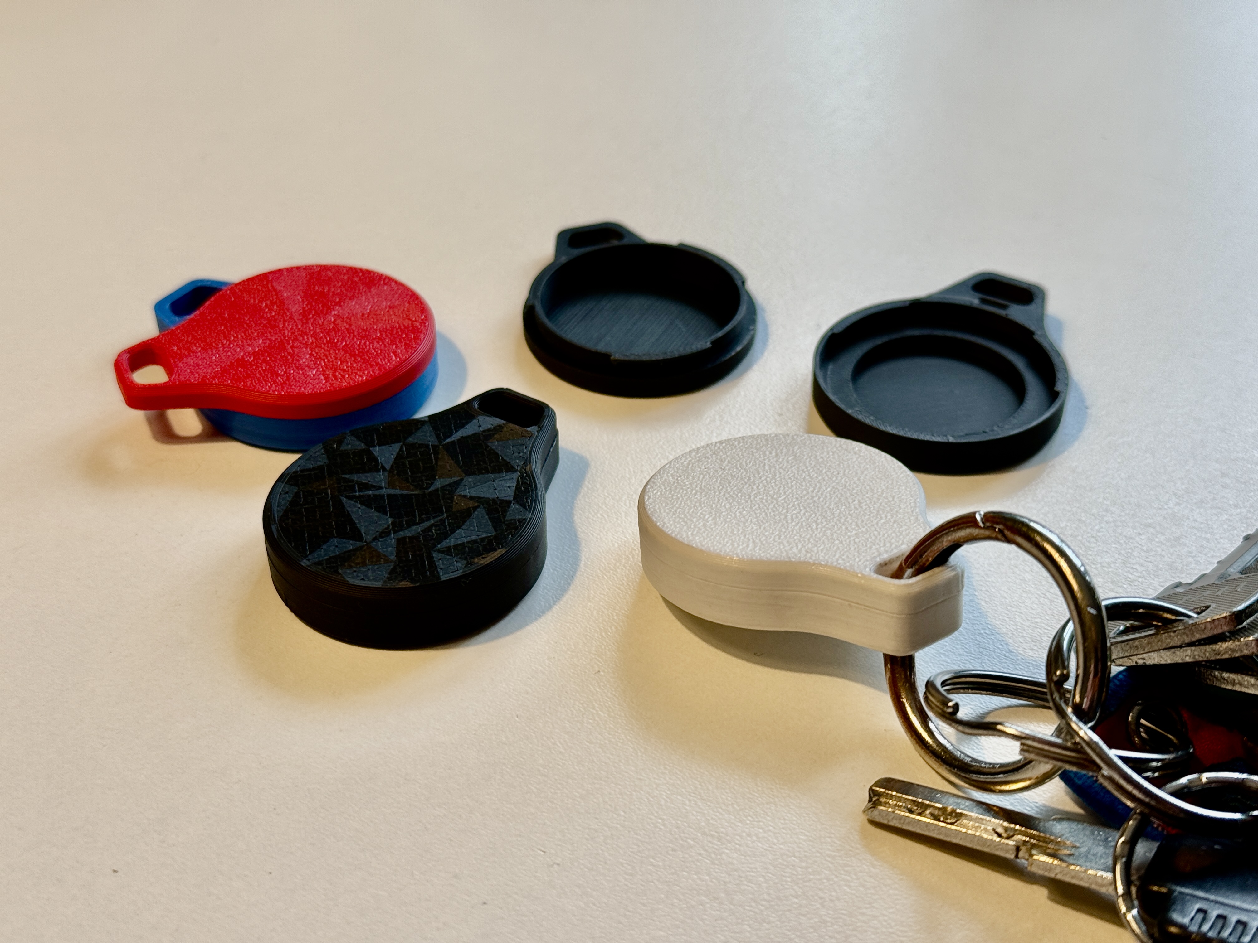 Air Tag Holder for keychain by Lajoix on MakerWorld